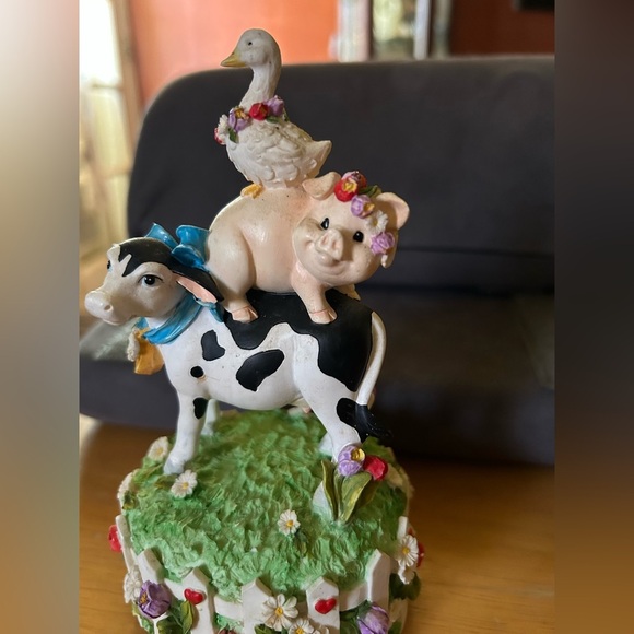San Francisco Music Box Company Farm Animals Music Box Cow Pig Goose - Picture 2 of 9